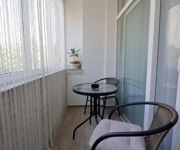 Apartment Relax 3&4 Warna